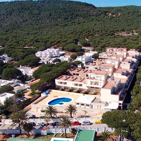 Canos Costa *